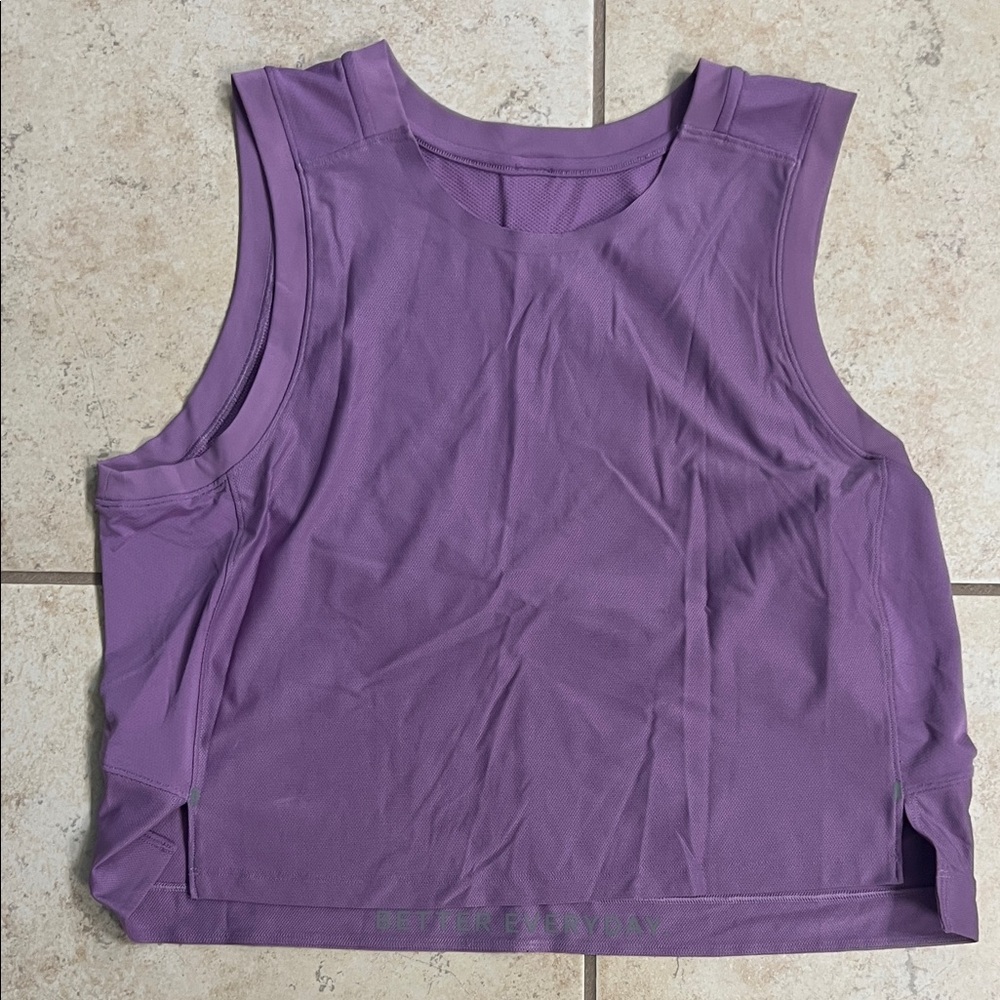 lululemon Women's crop Muscle Tee
